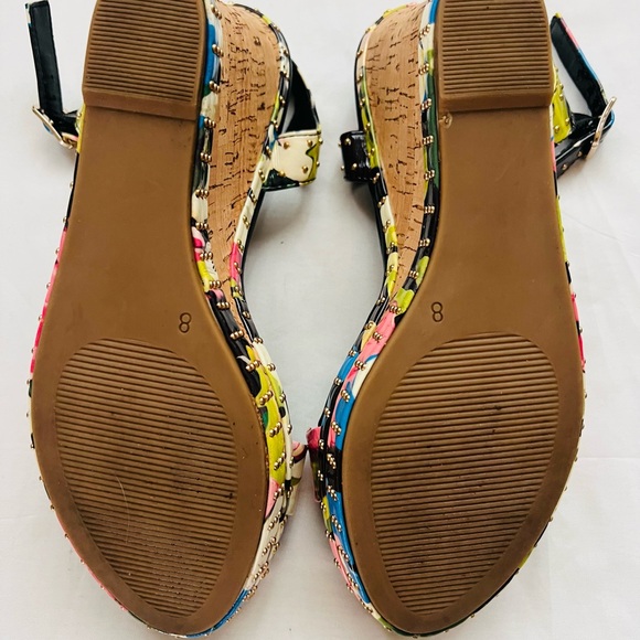 Limelight Women's Multicolor Strappy Sandals - Picture 4 of 5